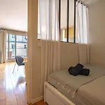 Appartement Invalides Avec Terrasse